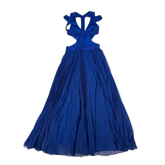 Mignon - Window Back Gown in Royal Blue - Picture 3 of 6